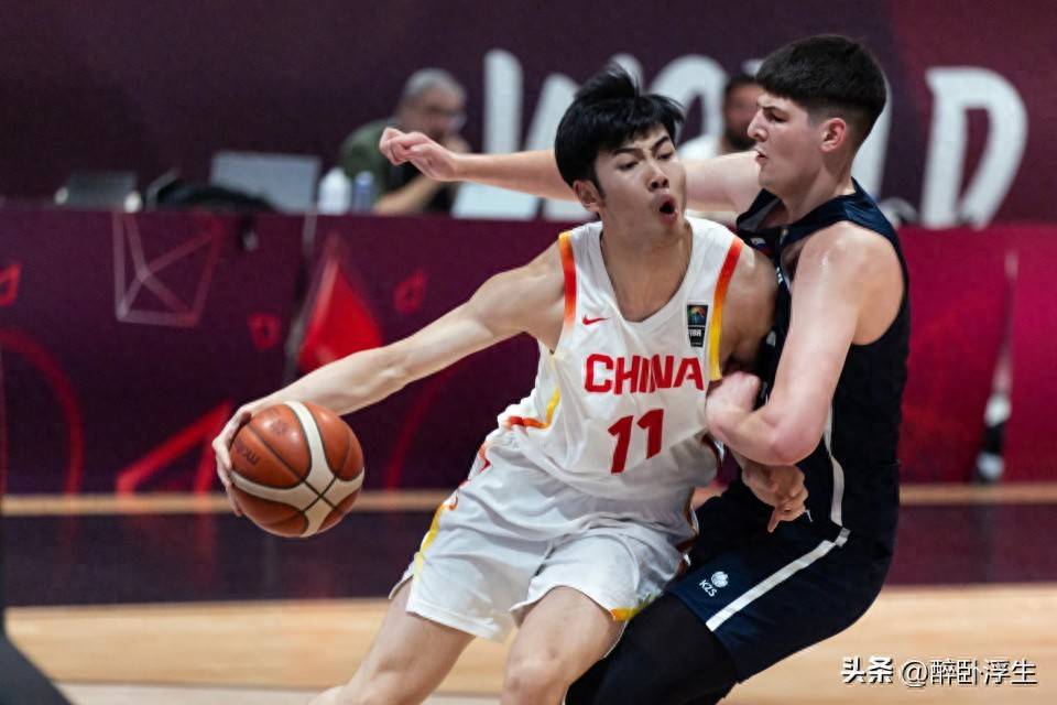 场均5盖帽，郇斯楠荣获U19男篮世界杯赛会盖帽王