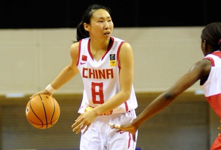 关于苗立杰成第四位入选FIBA名人堂的中国球员的信息