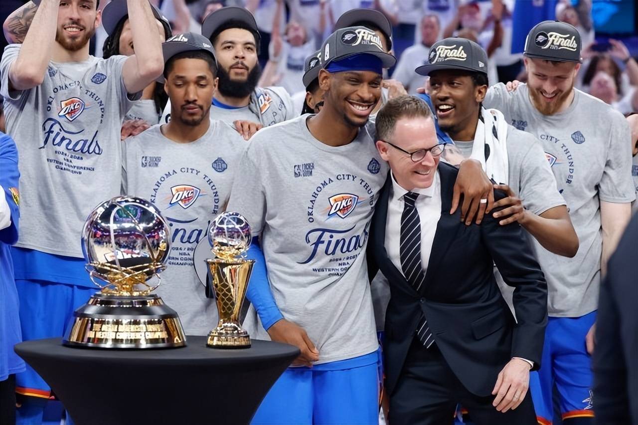 花呗恭喜亚历山大带领雷霆拿下NBA总冠军！
